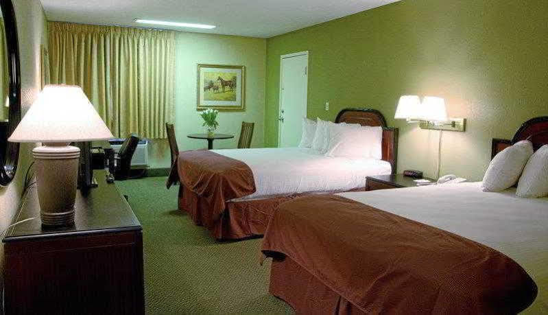 Best Western Shelbyville Lodge Ngoại thất bức ảnh